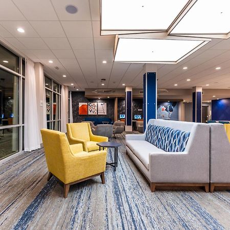 Holiday Inn Express & Suites Charlottesville By Ihg Esterno foto