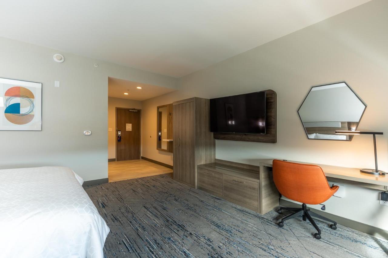 Holiday Inn Express & Suites Charlottesville By Ihg Esterno foto