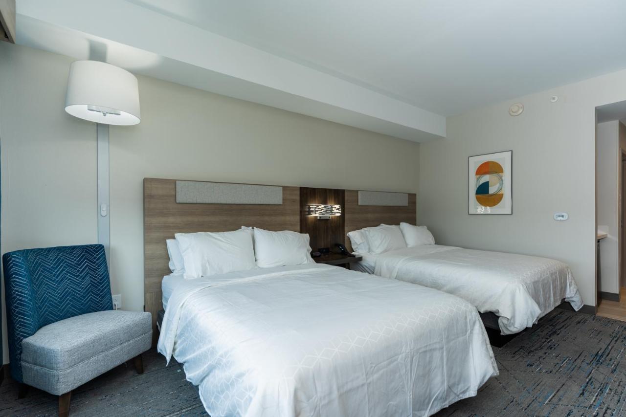 Holiday Inn Express & Suites Charlottesville By Ihg Esterno foto