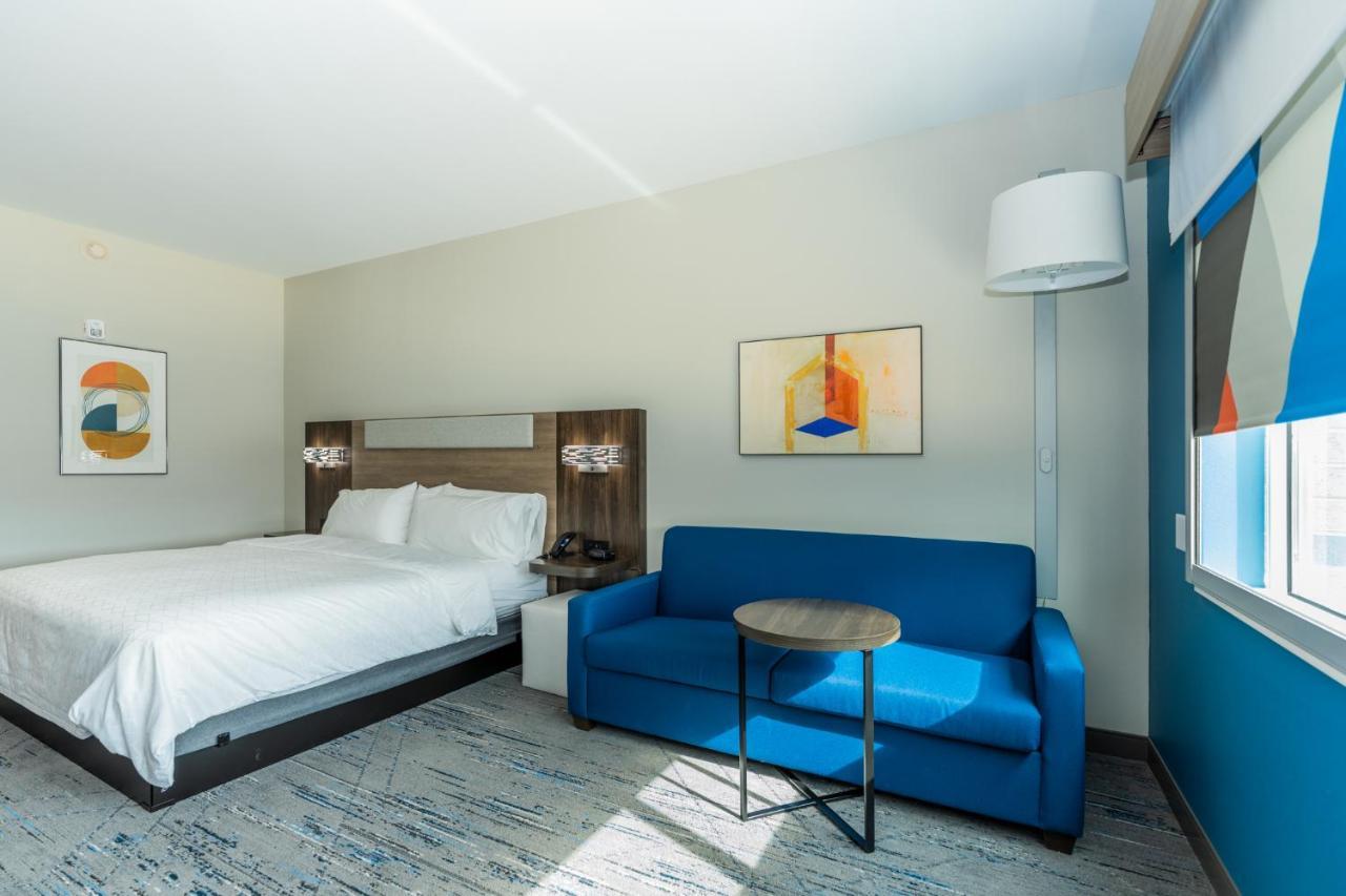 Holiday Inn Express & Suites Charlottesville By Ihg Esterno foto