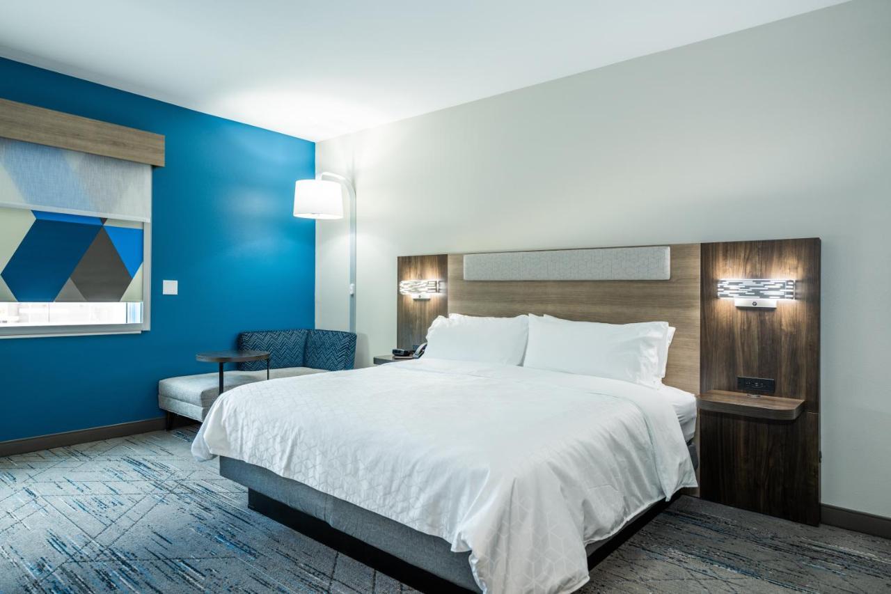 Holiday Inn Express & Suites Charlottesville By Ihg Esterno foto